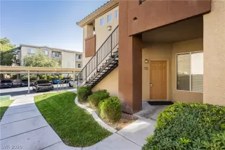 Photo #3: 2247933 Listing