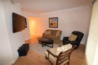 Photo #1: 2247937 Listing 