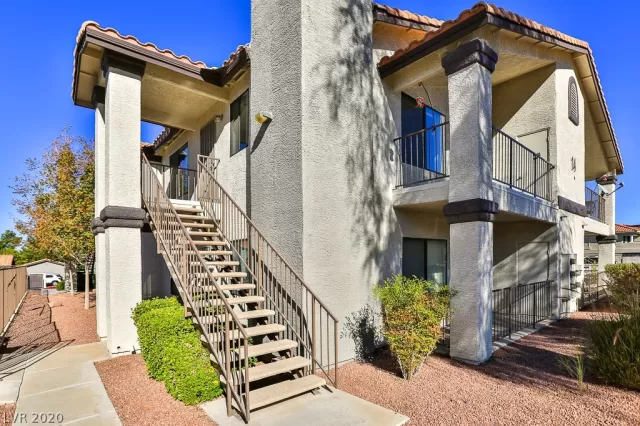 MLS: 2248016 Condo For Sale