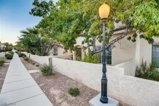 Photo #1: 2248058 Listing