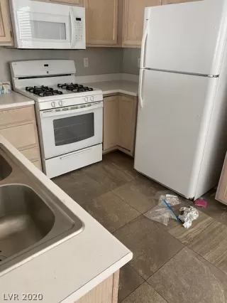 Photo #2: 2248067 Listing 