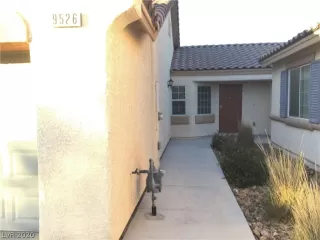 Photo #1: 2248078 Listing 