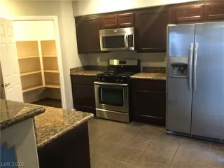 Photo #6: 2248078 Listing 