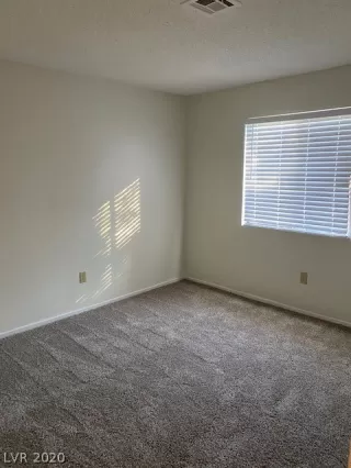 Photo #5: 2248094 Listing 