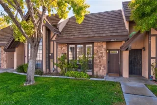 Photo #2: 2248105 Listing 