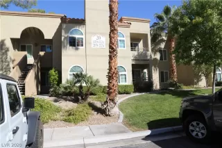 Photo #1: 2248125 Listing