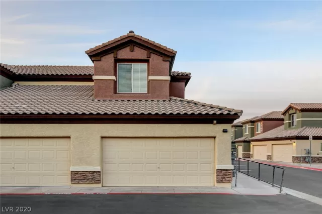 MLS: 2248199 Condo For Sale