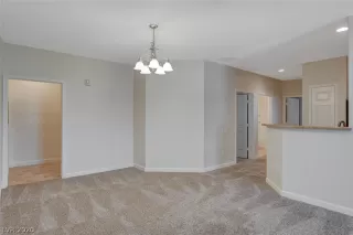 Photo #3: 2248199 Listing 