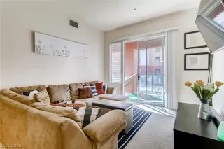 Photo #3: 2248235 Listing 