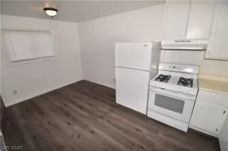 Photo #5: 2248290 Listing 