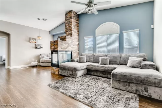 MLS: 2248295 Condo For Sale