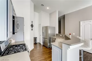 Photo #5: 2248295 Listing