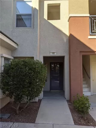 Photo #1: 2248313 Listing 