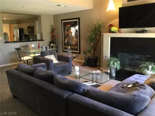 Photo #4: 2248317 Listing