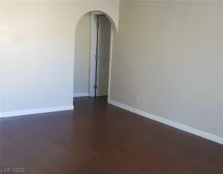 Photo #2: 2248319 Listing 