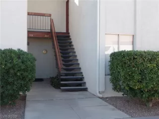 Photo #1: 2248340 Listing