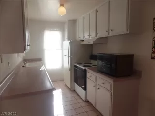 Photo #4: 2248340 Listing