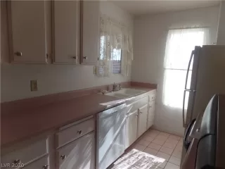 Photo #6: 2248340 Listing