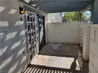 Photo #1: 2248366 Listing 