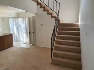 Photo #5: 2248366 Listing 