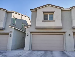 Photo #2: 2248415 Listing