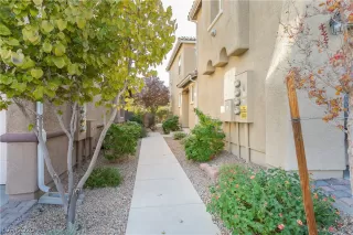 Photo #4: 2248449 Listing 