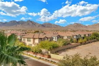 Photo #2: 2248511 Listing