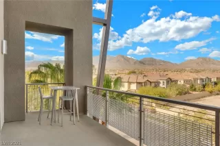 Photo #3: 2248511 Listing