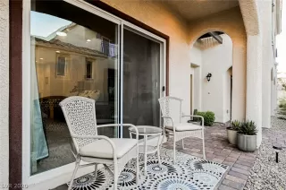 Photo #2: 2248523 Listing 