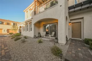 Photo #4: 2248523 Listing 