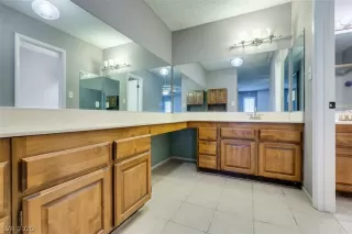 Photo #5: 2248529 Listing