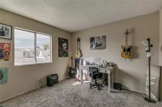 Photo #5: 2248534 Listing