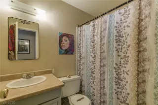 Photo #6: 2248534 Listing