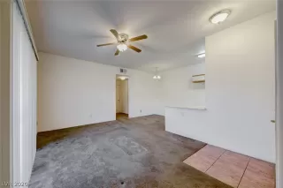 Photo #3: 2248610 Listing