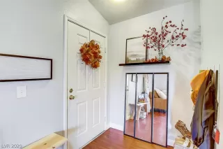 Photo #1: 2248623 Listing