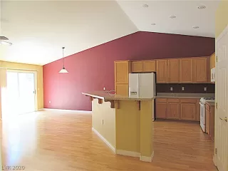 Photo #3: 2248647 Listing 