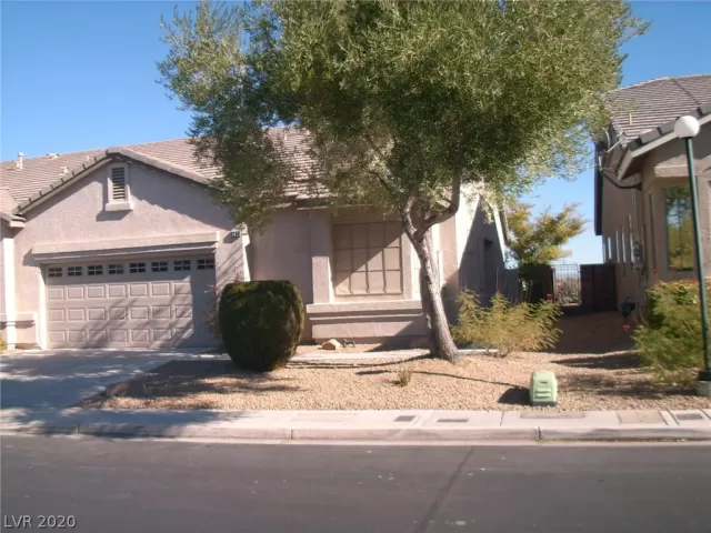 MLS: 2248692 Condo For Sale