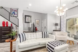 Photo #6: 2248752 Listing 