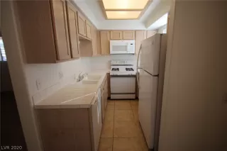 Photo #4: 2248808 Listing 