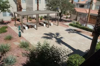 Photo #4: 2248912 Listing 