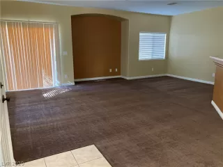 Photo #4: 2248917 Listing 