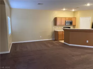 Photo #6: 2248917 Listing 