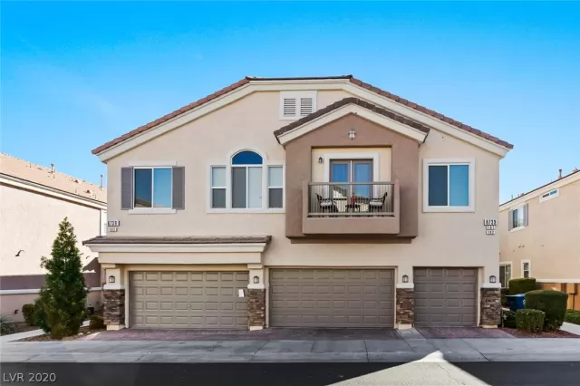 MLS: 2249073 Condo For Sale