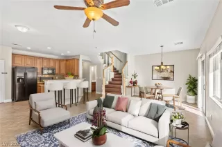 Photo #1: 2249073 Listing