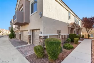 Photo #4: 2249073 Listing