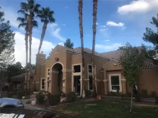 Photo #4: 2249077 Listing