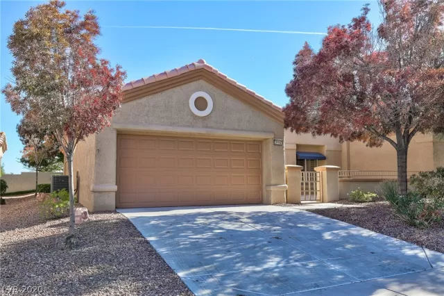 MLS: 2249093 Condo For Sale