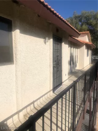 Photo #1: 2249100 Listing 