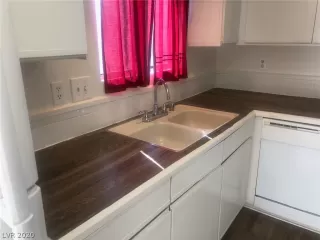 Photo #4: 2249100 Listing 