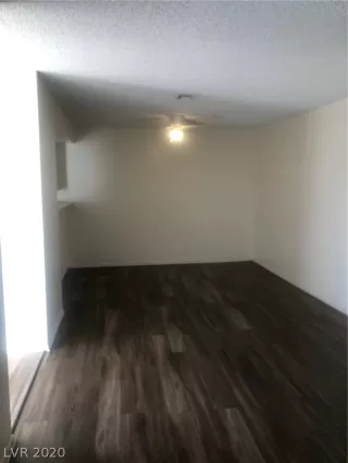 Photo #6: 2249100 Listing 